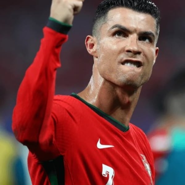 CR7